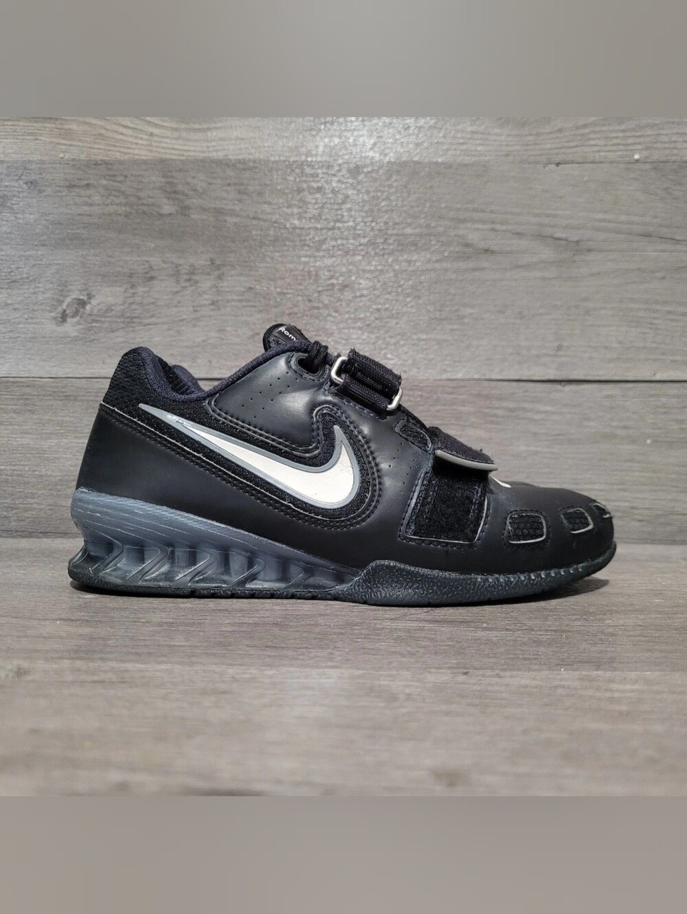 Nike Romaleos 2 Black 476927-01 Mens Size 4 (Womens Size 5.5) Weightlifting Shoe